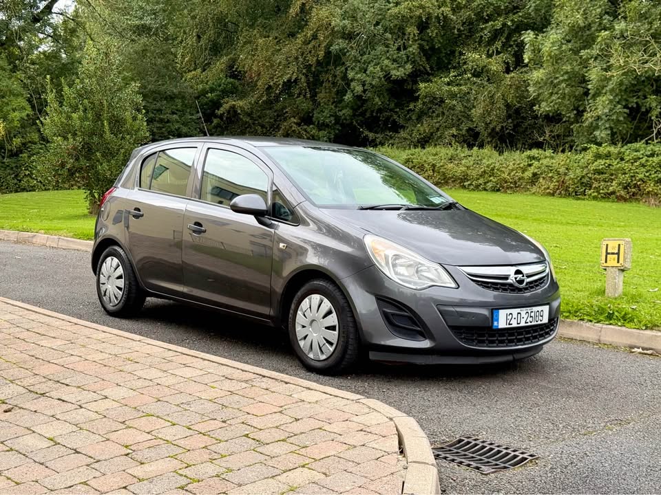 2012 Opel Corsa petrol manual