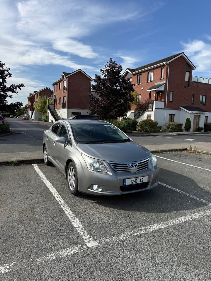 2012 Toyota Avensis diesel automatic